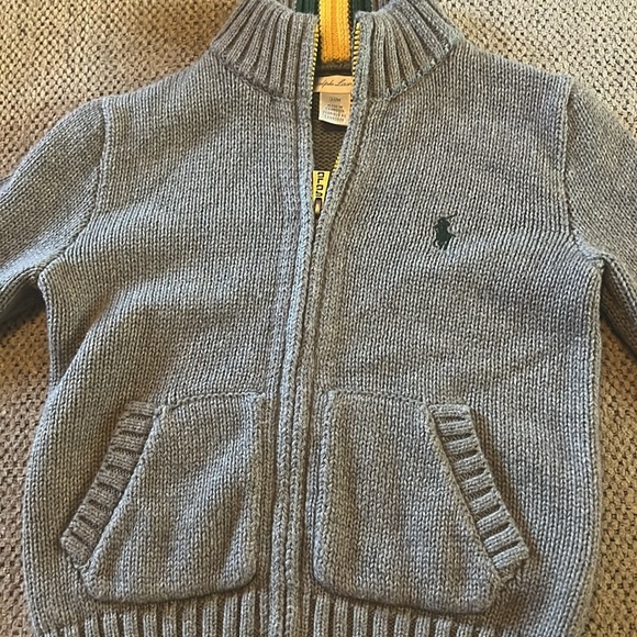 Toddler boy 124 sweater color grey - Picture 1 of 7